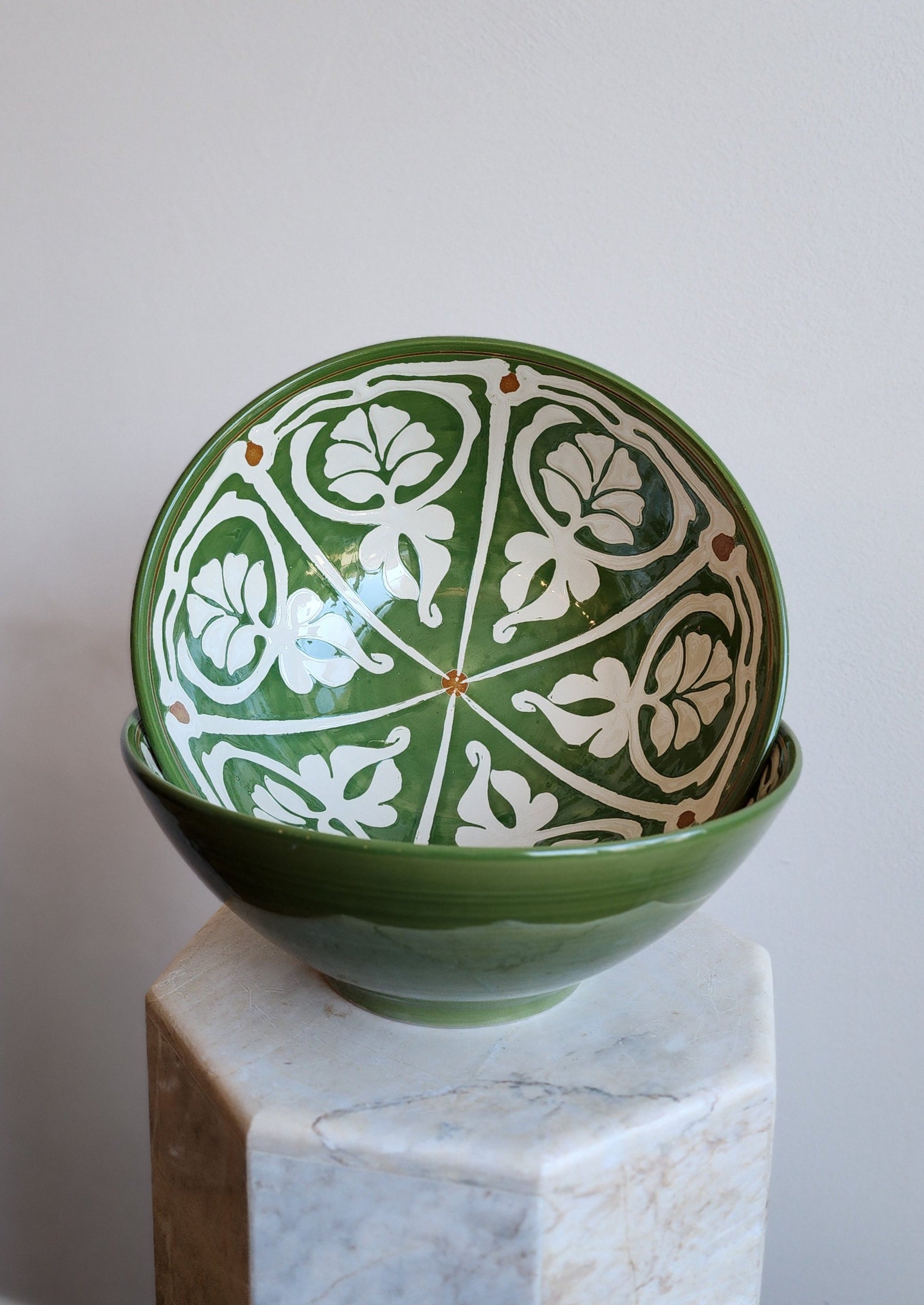 Hand-Painted Stoneware Serving Bowl - Large