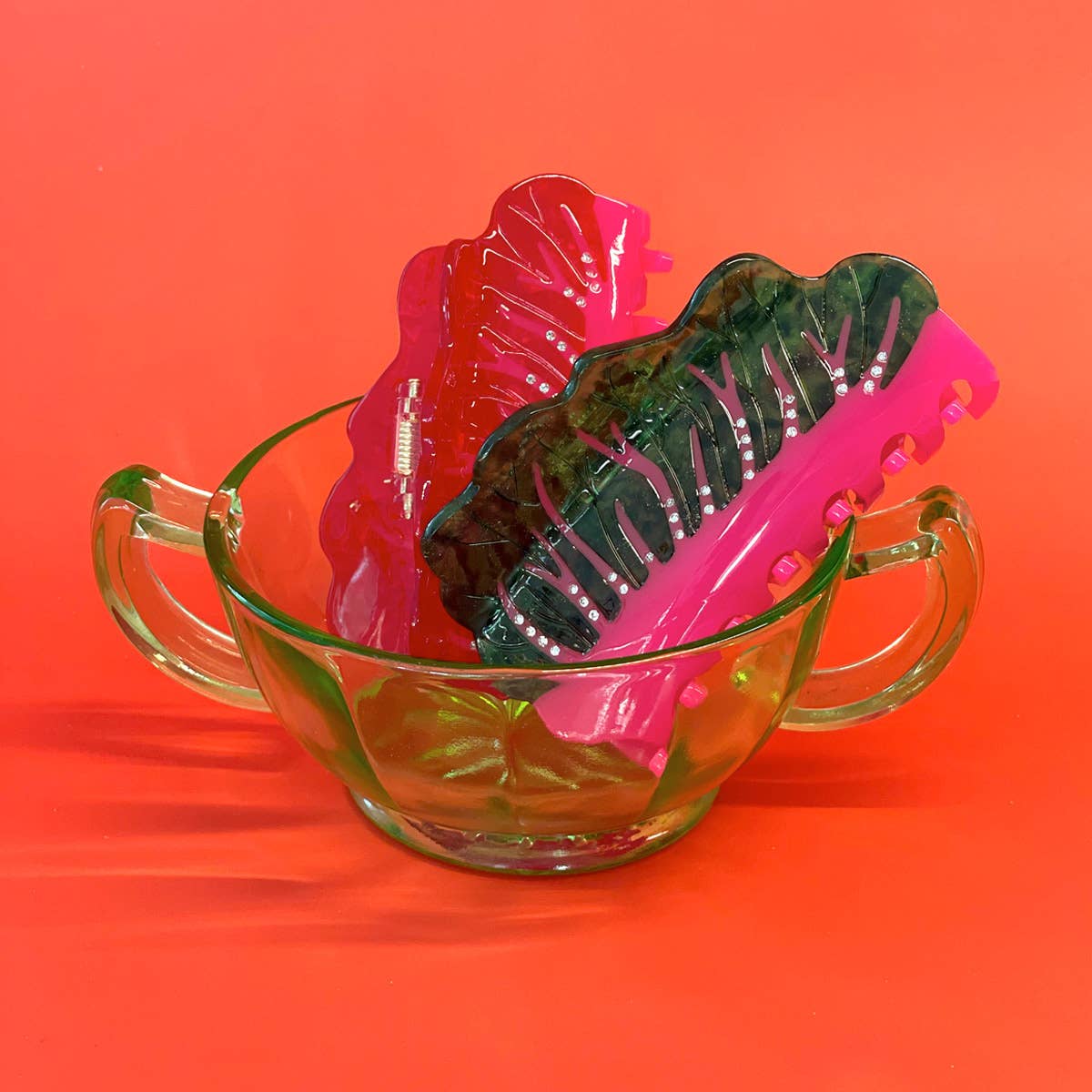 GLOWING CHARD GREEN - Hair Claw
