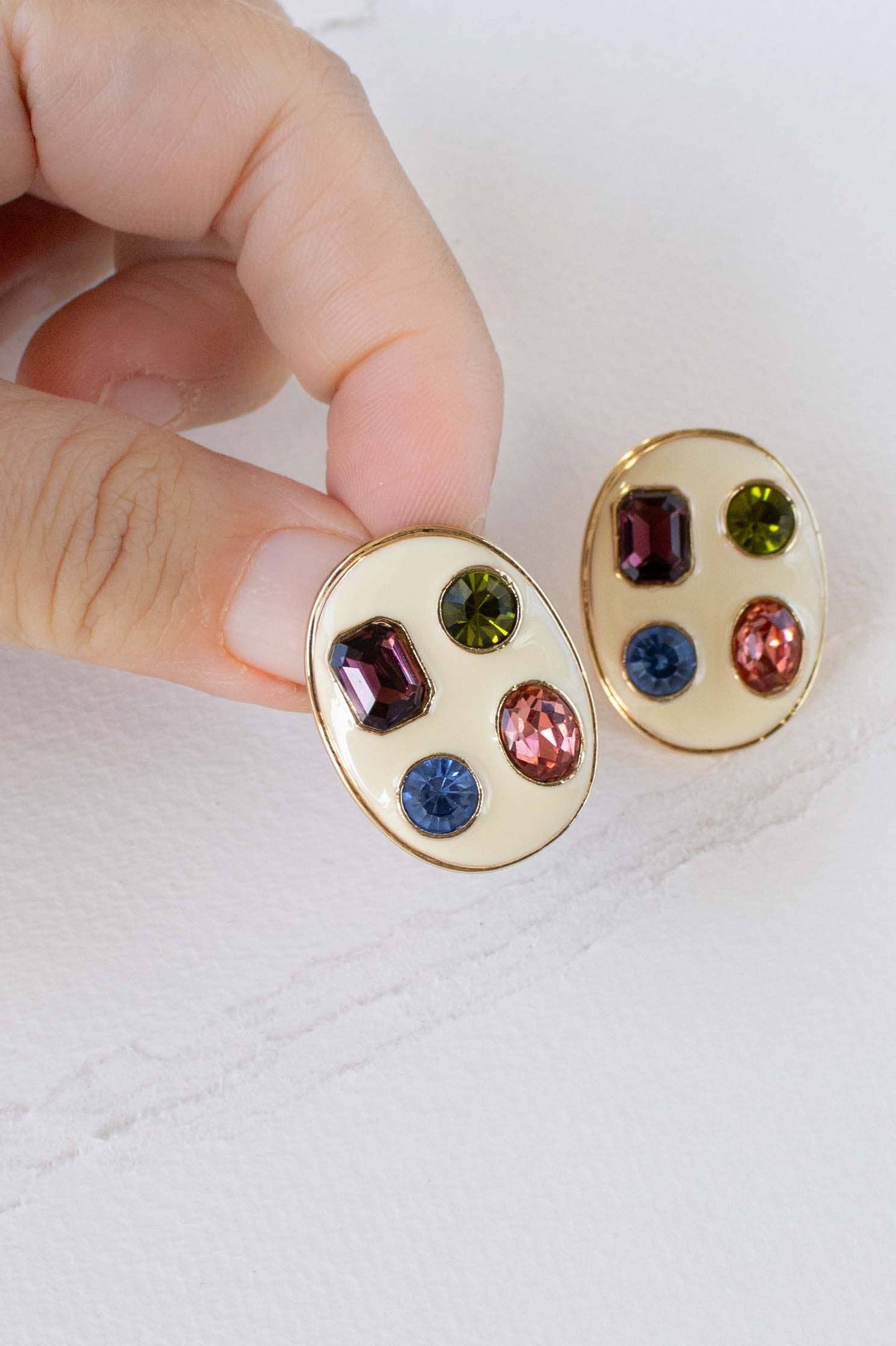 Vintage-Inspired Gemstone Oval Earrings