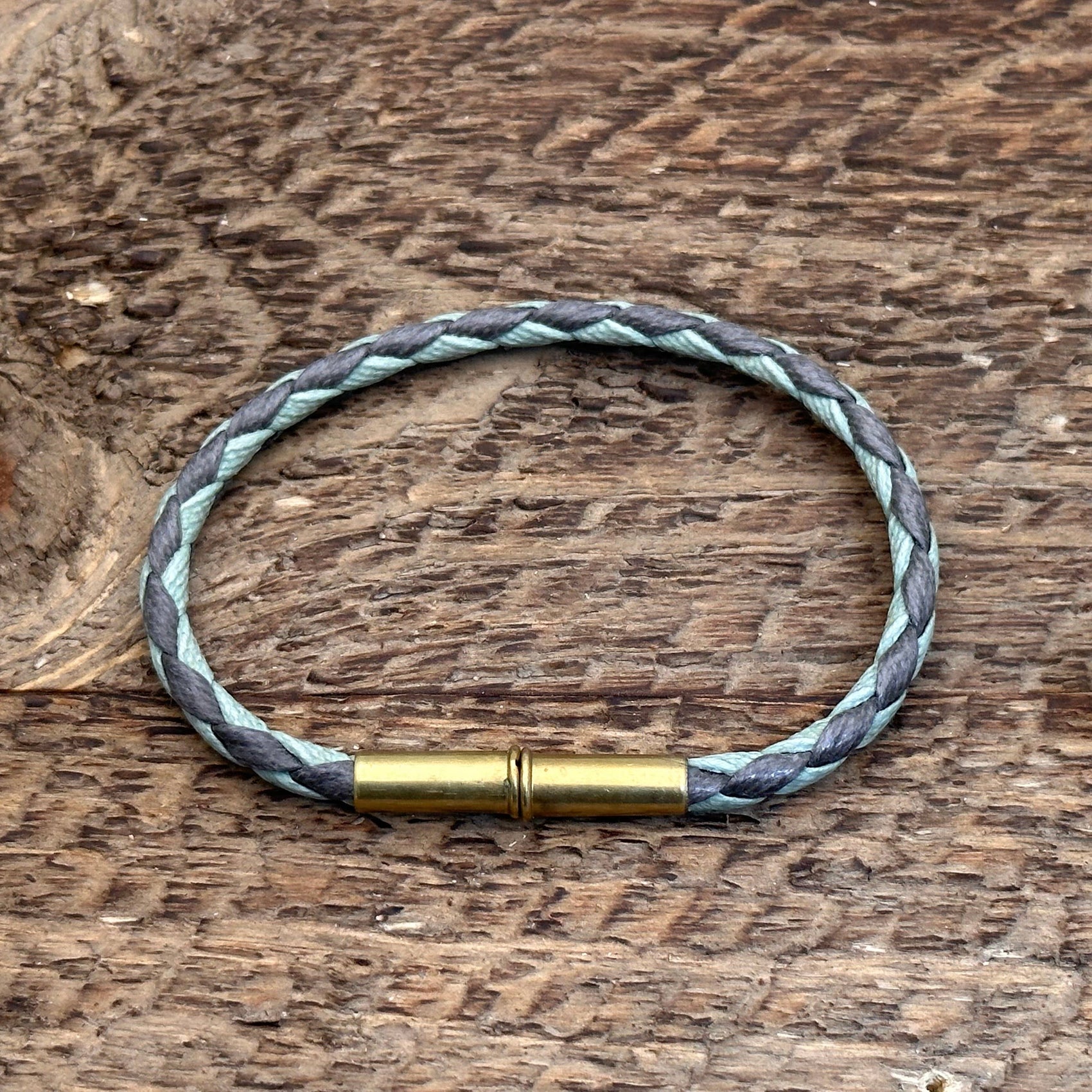 Flint Single Waxed Canvas Bracelet: Sage/Gray / Large