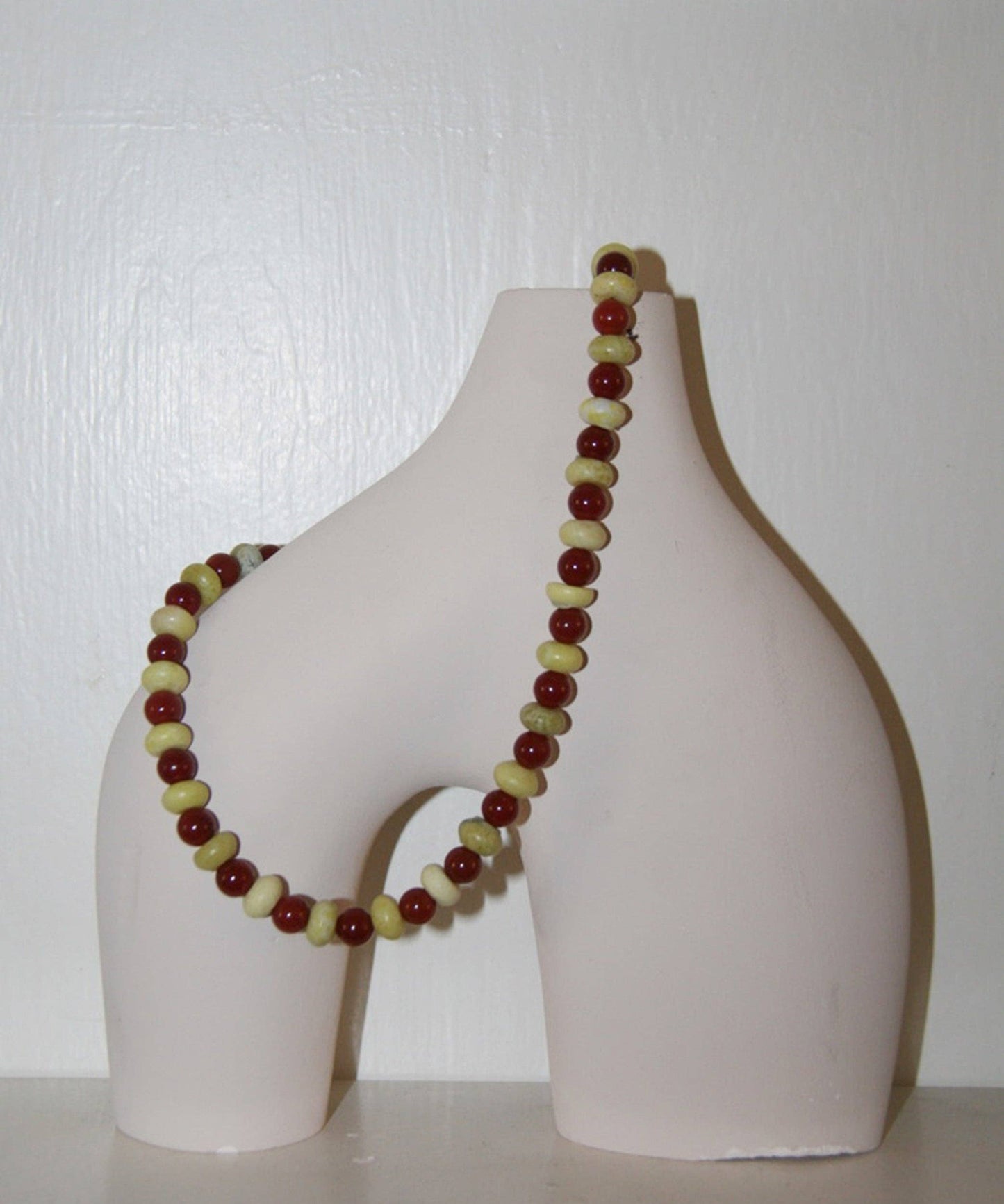 Carmello Carnelian and Serpentine Beaded Necklace: 17"