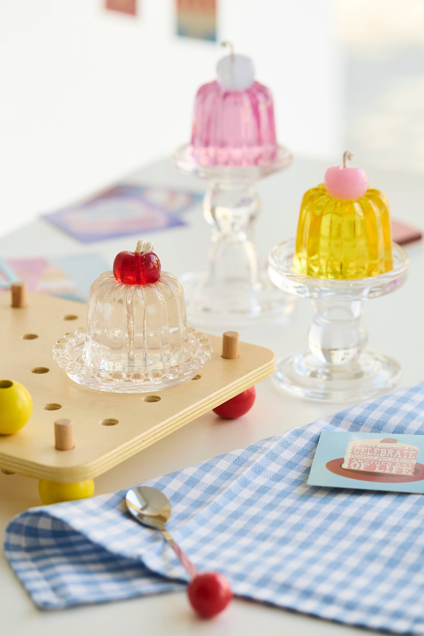 Hand-Made Jelly Candle | Insight