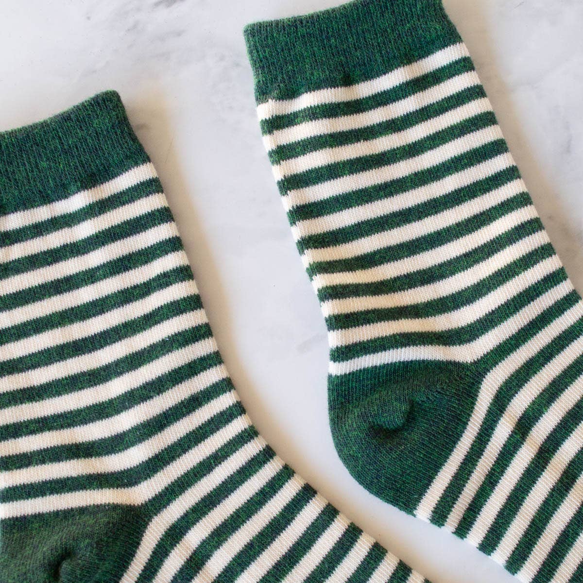 Thin Stripe Casual Socks: Olive Green