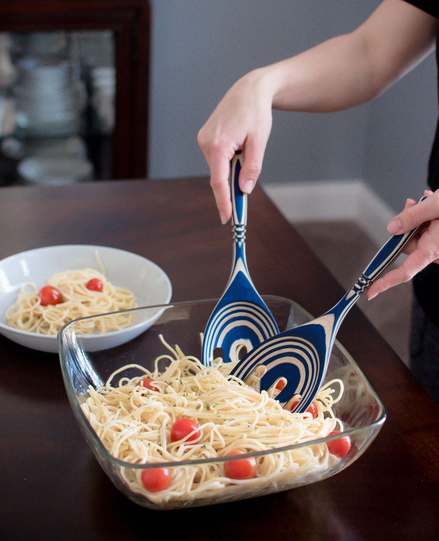 Blue Pakka Salad Claws