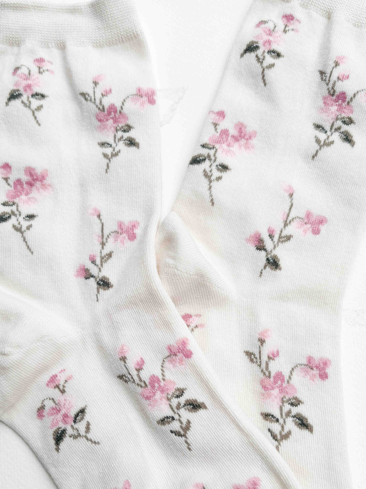 Vintage Floral Cotton Blend Crew Socks