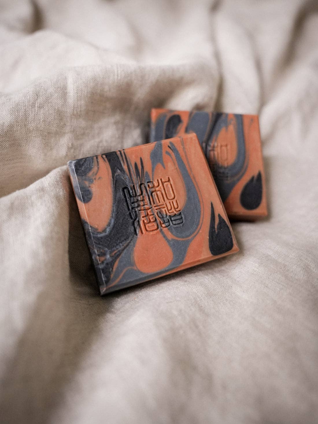 Uluru: BIODEGRADABLE CLAY BAR