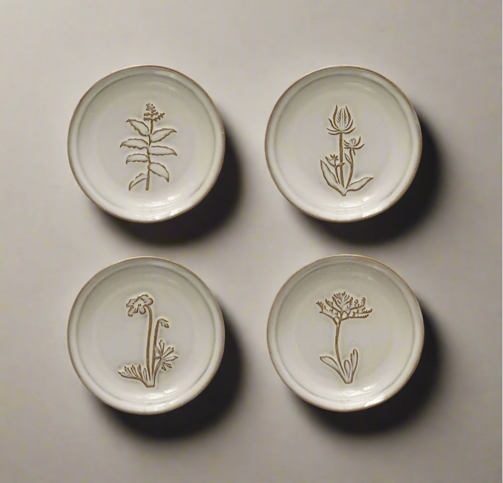 Embossed Botanical Stoneware Plates