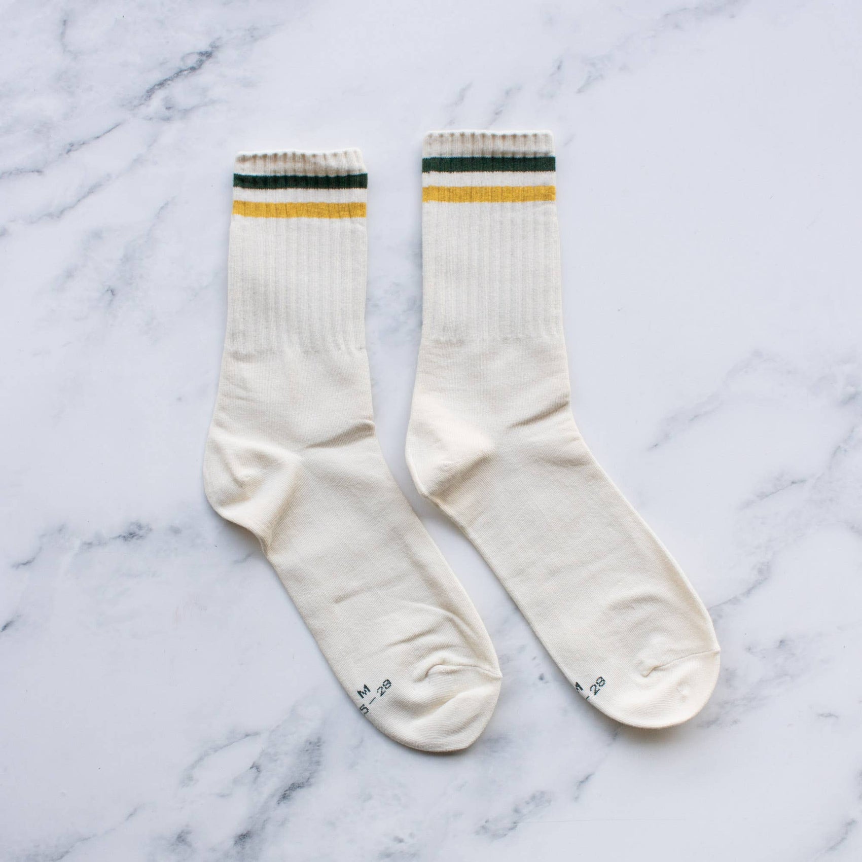 Men's Retro Thin Stripe Socks: Cream
