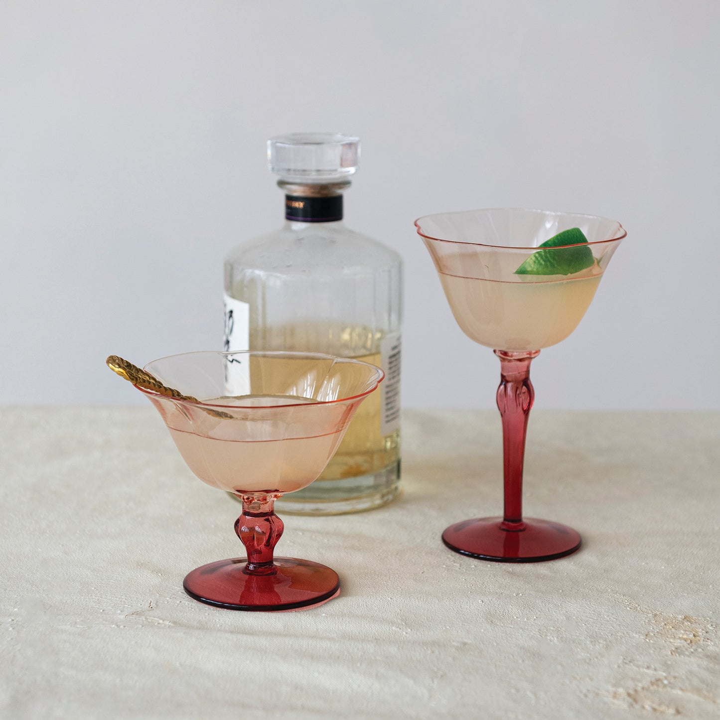 6 oz. Two-Tone Stemmed Wine Glass