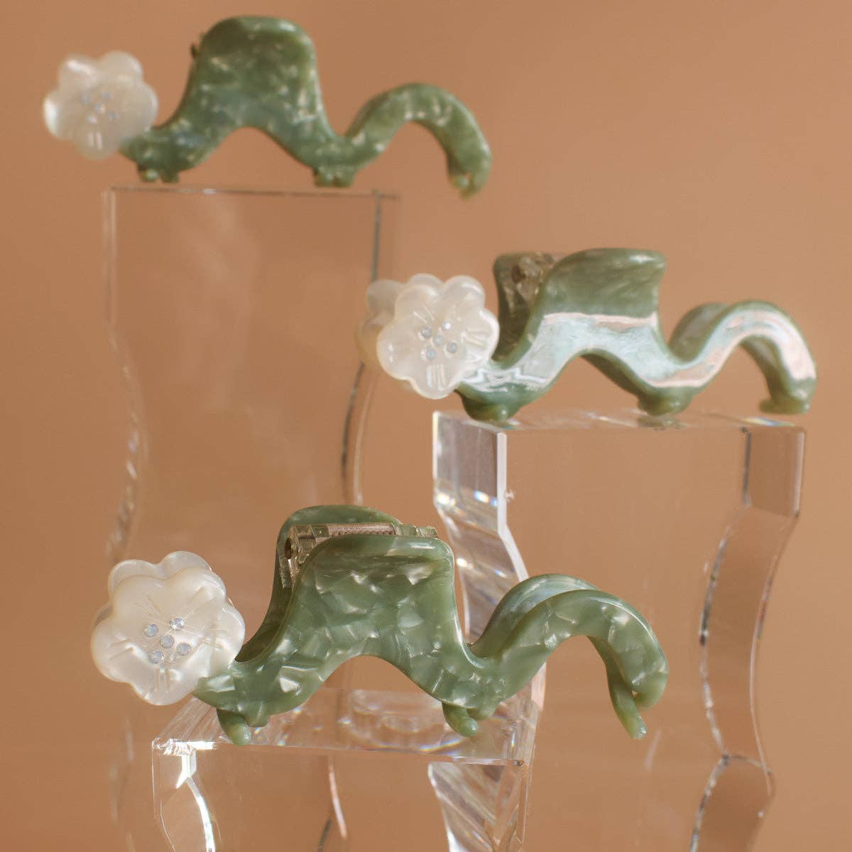 White Orange Blossom Flower Small Squiggle Acetate Hair Claw