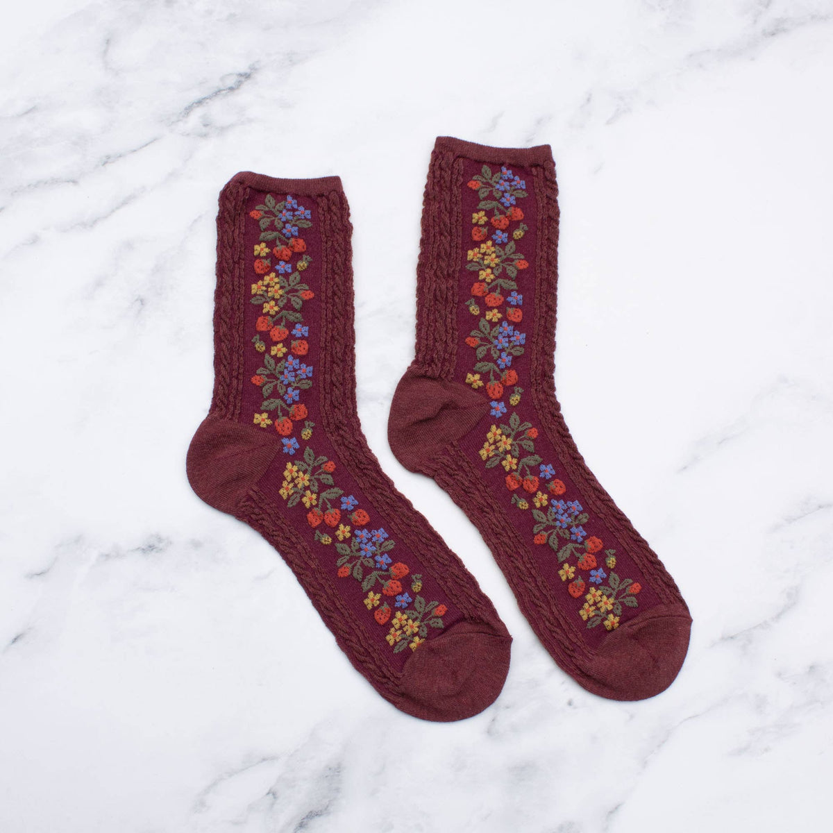 Vintage Strawberry Socks: Oatmeal