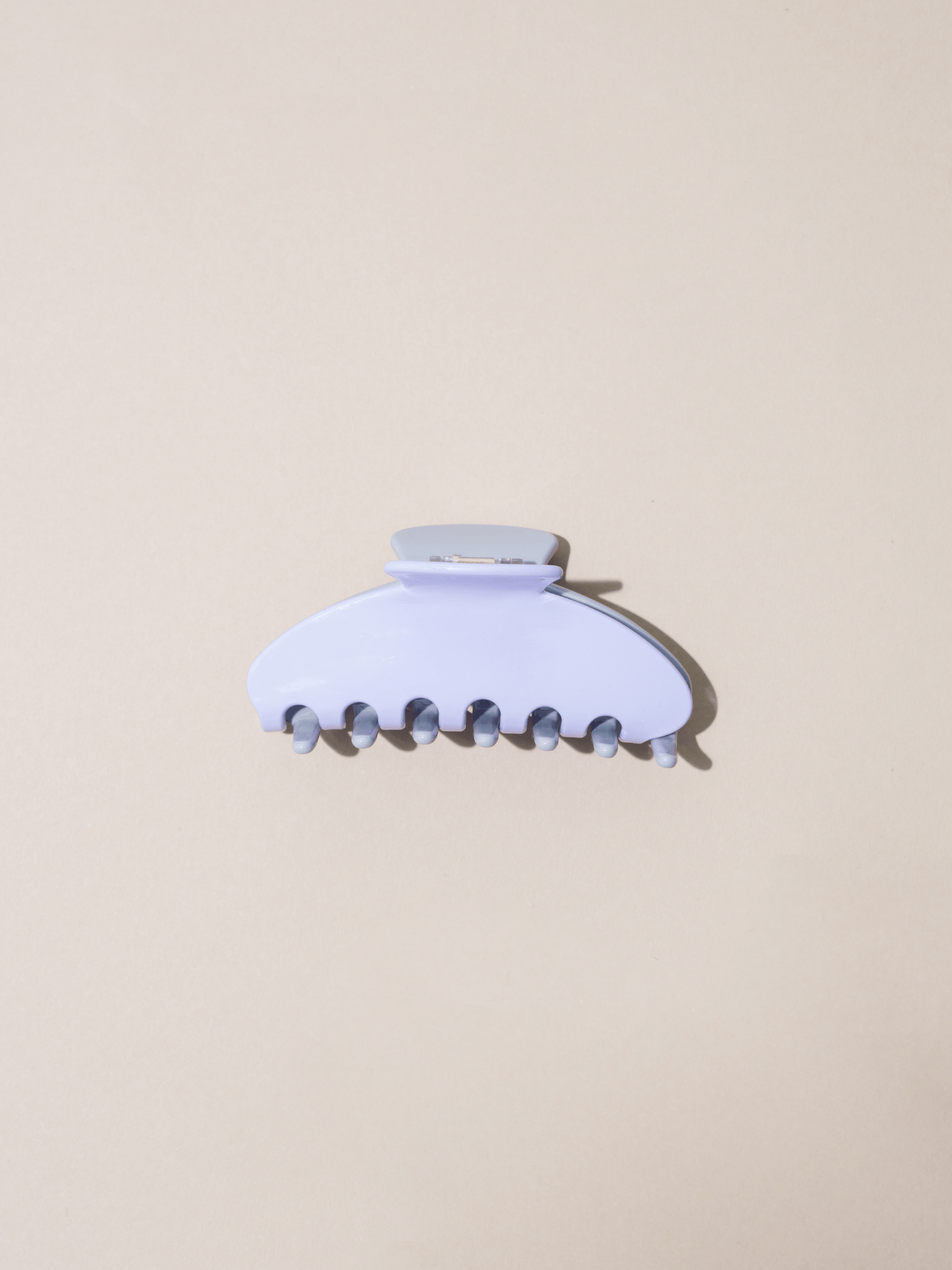Medium Hair Claw Clip