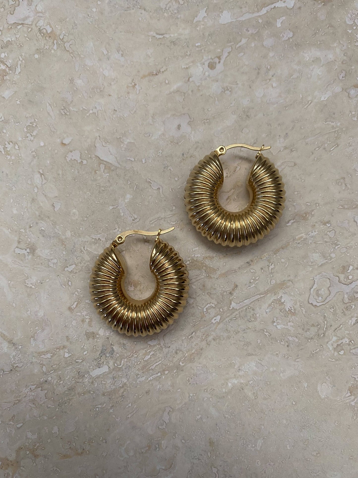 Helen Ribbed Hoops