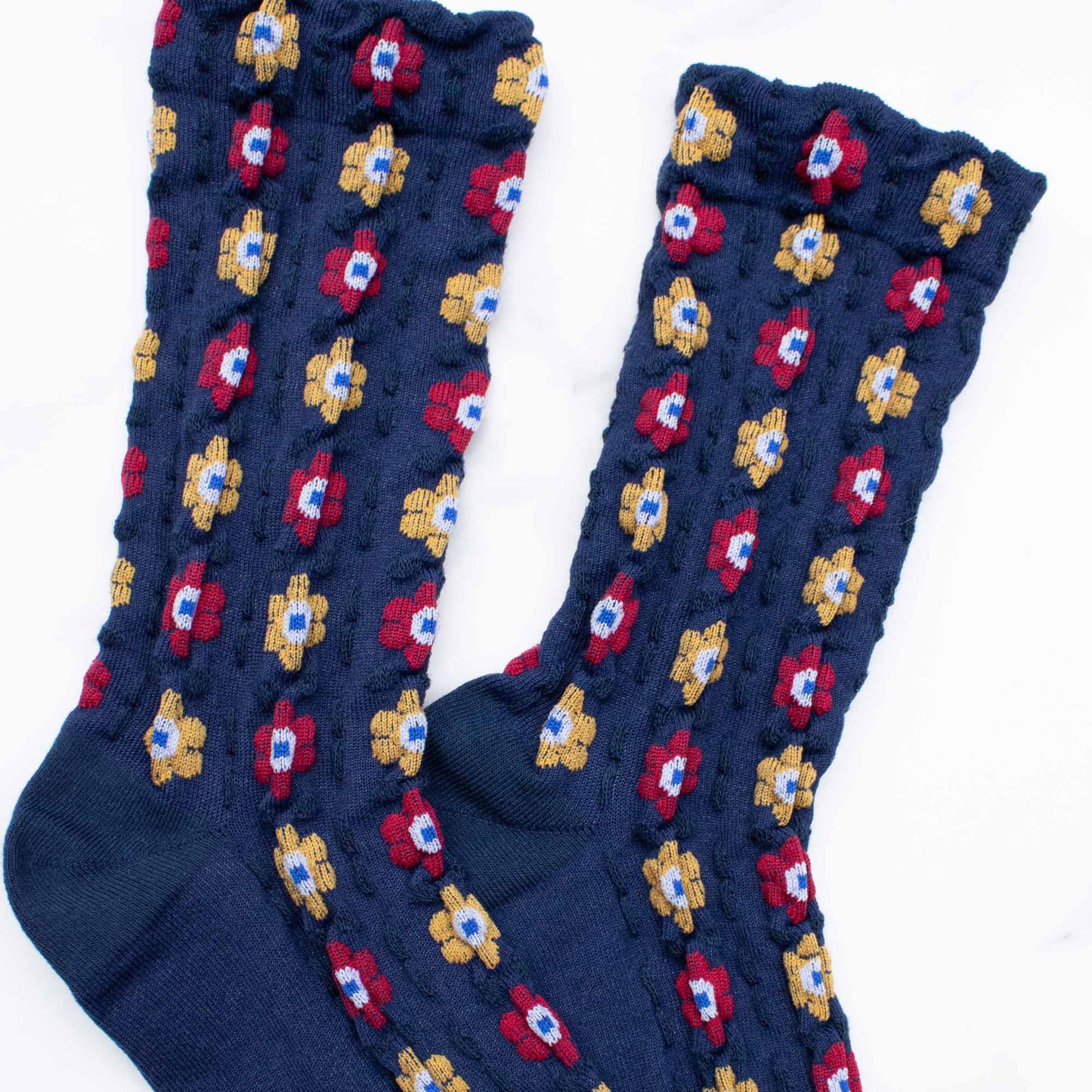 Women's Retro Flower Casual Socks: Cream