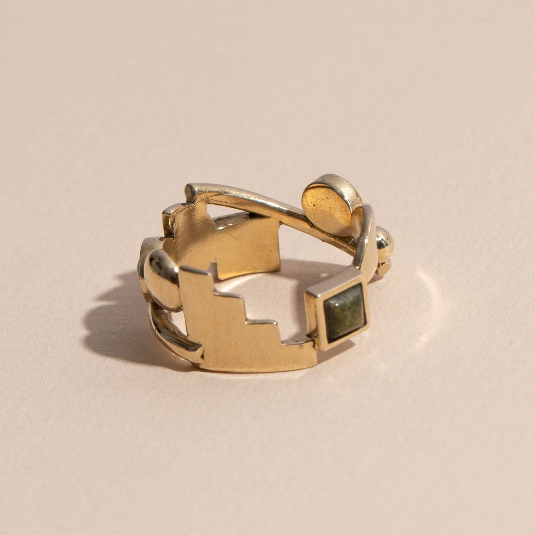 Shapes Ring: Brass / 6