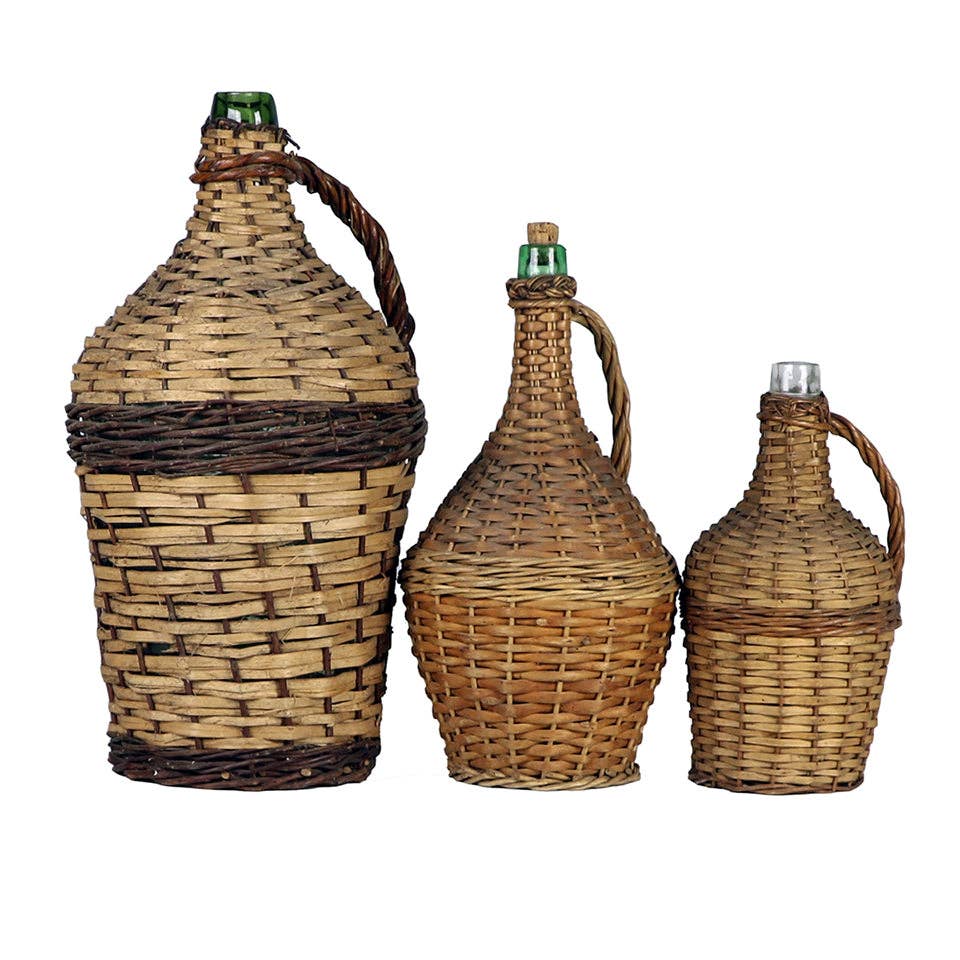 Wicker Covered Wine Bottle: Medium