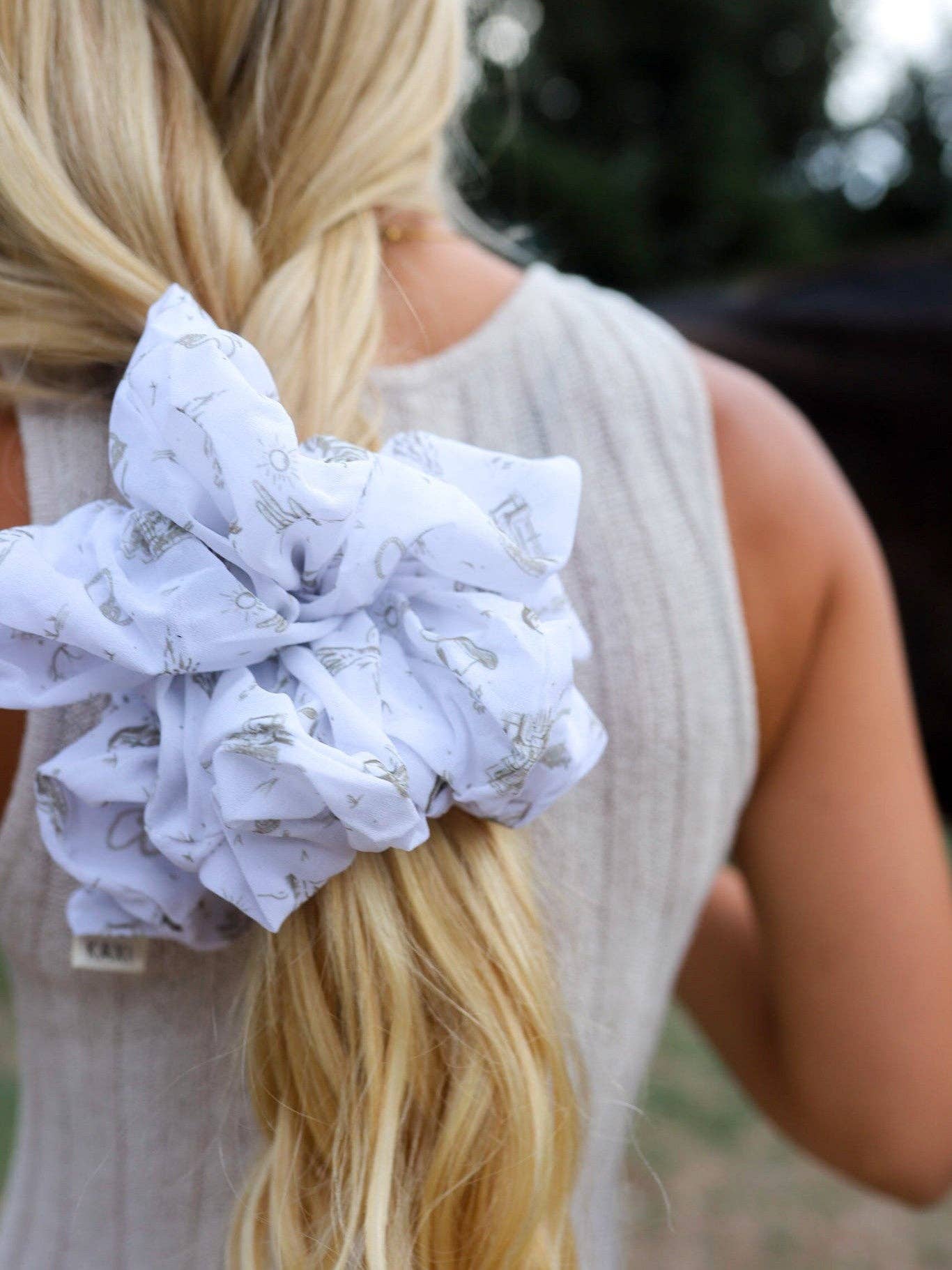 Jumbo Organza Scrunchie
