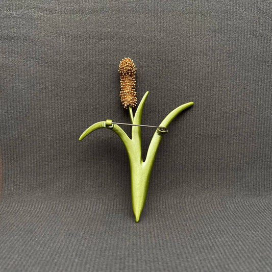 Vintage Green Bristlegrass Brooch