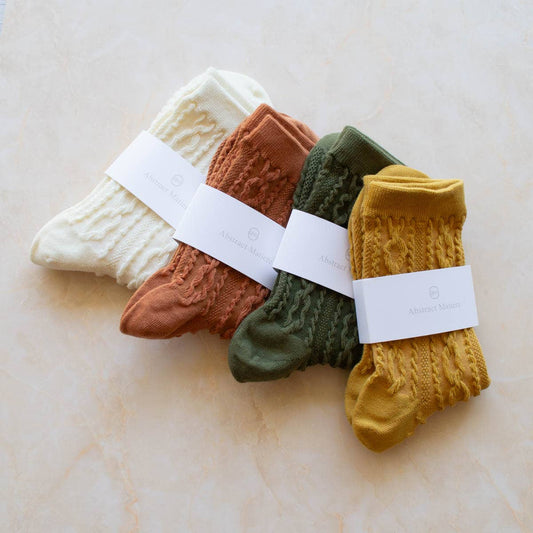 Noble Twist Socks: Ivory