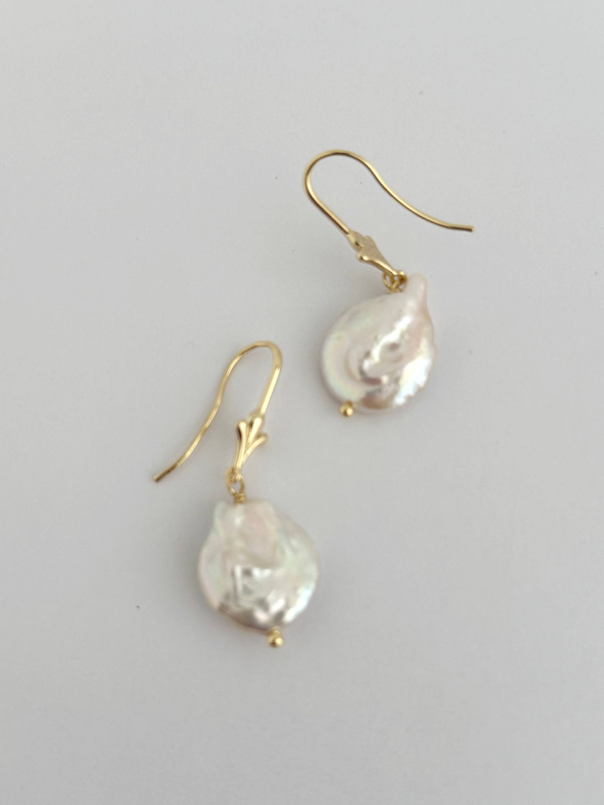 Ninou Pearl Earrings 
