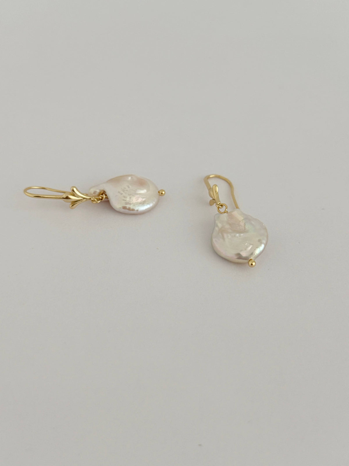 Ninou Pearl Earrings 
