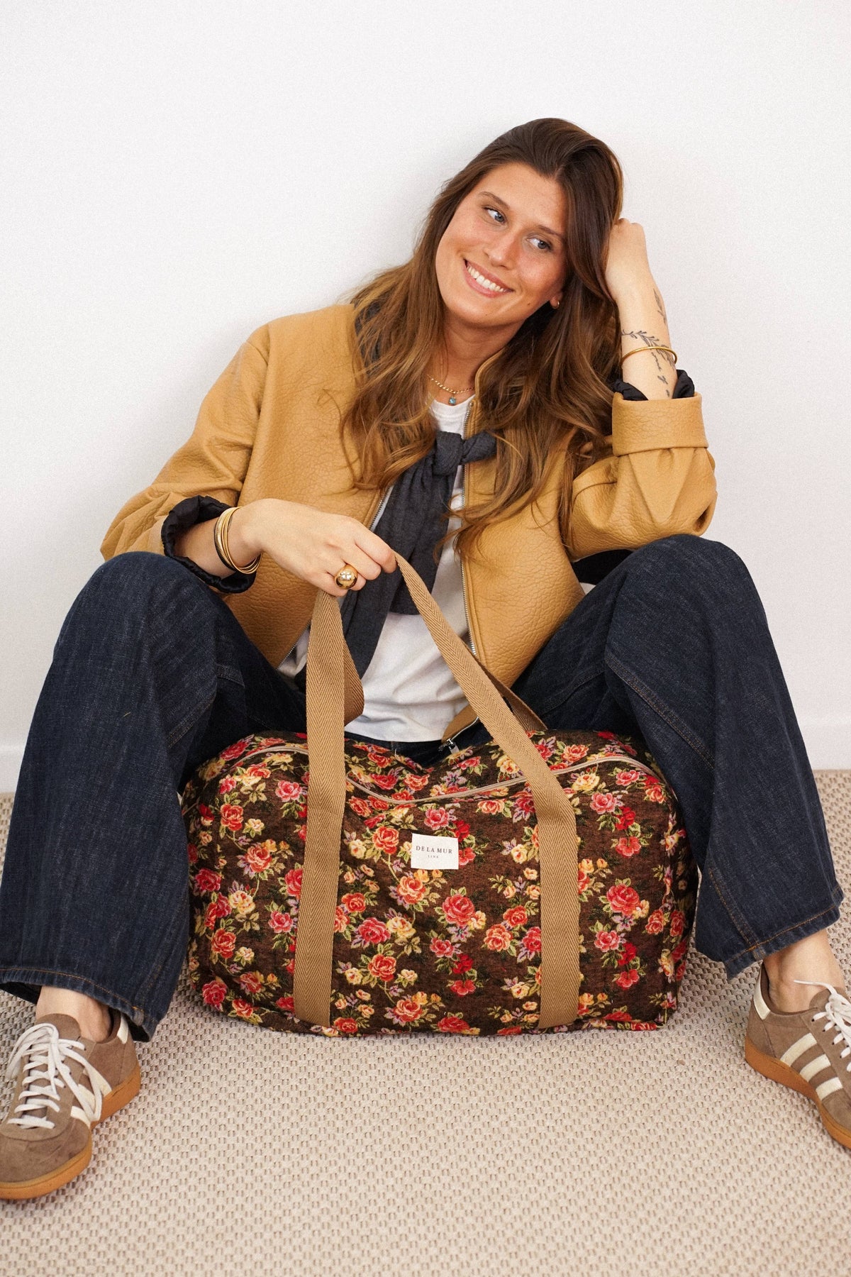 Floral Jacquard Sports Bag – Brown & Red (Pepi)