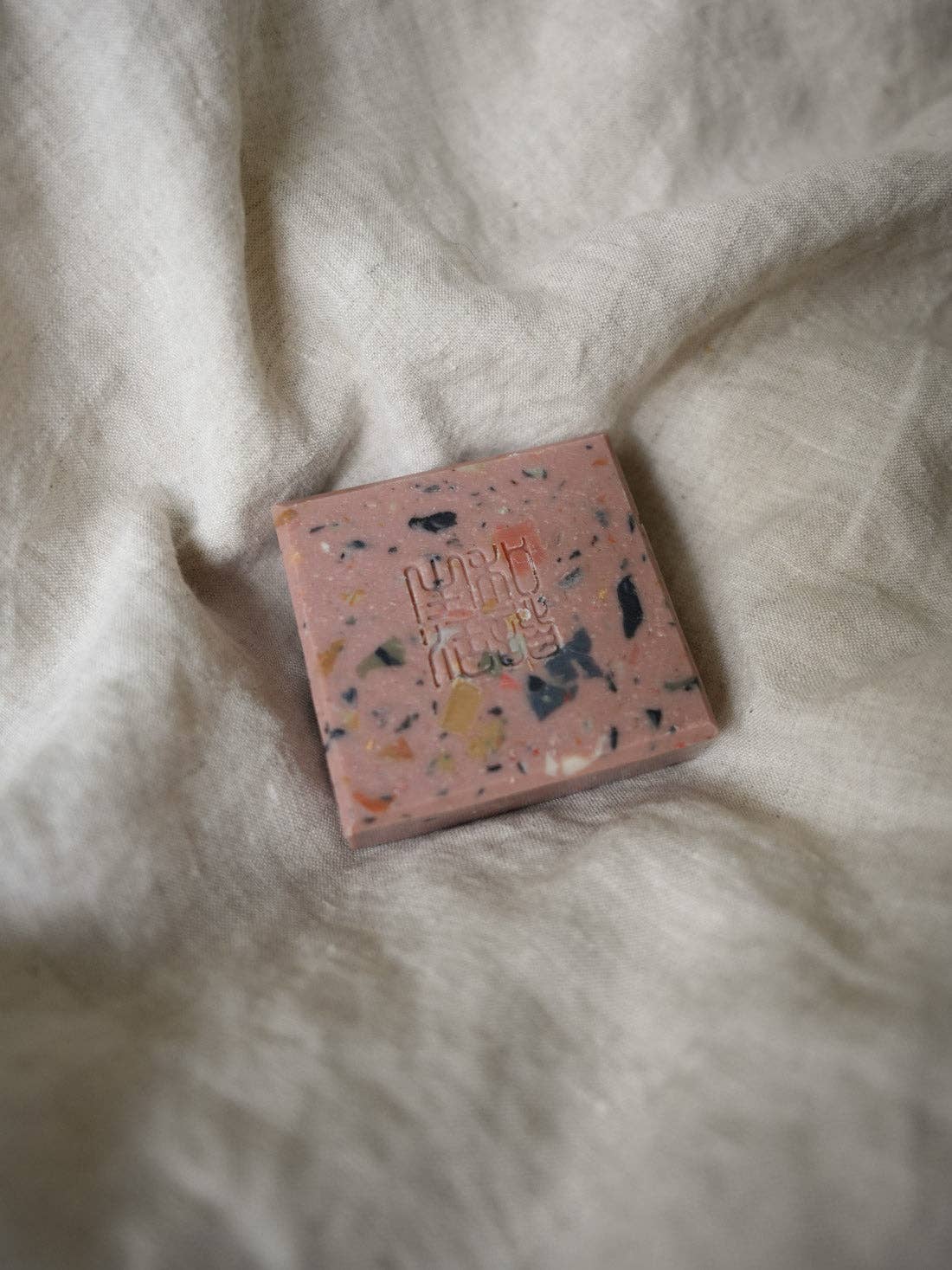 Somosomo: BIODEGRADABLE CLAY BAR
