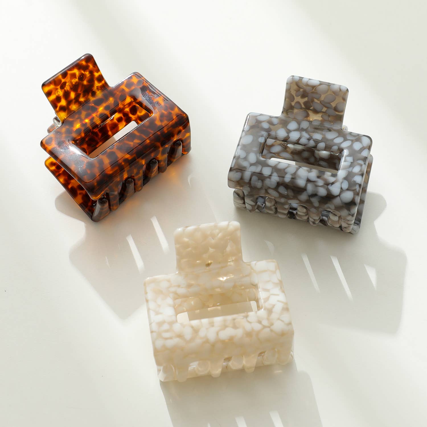 Simone Mini Vintage Stone | Classic Mini Square Claw Clip