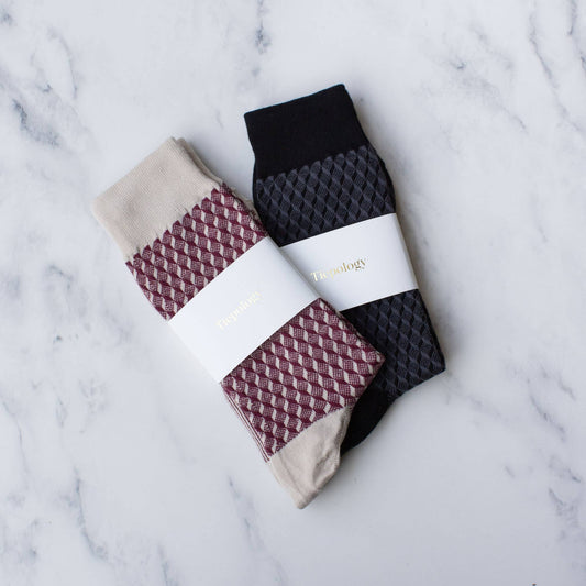 Men's Square Cube Jacquard Crew Socks: Beige/Burgundy