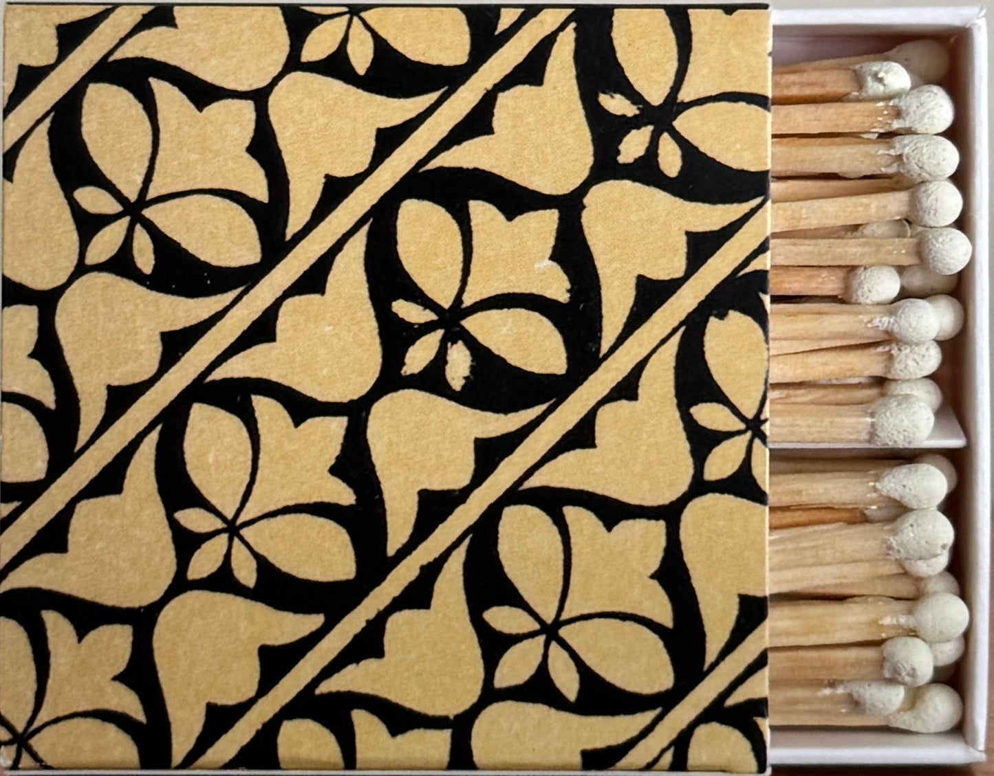 Flora Matchbook