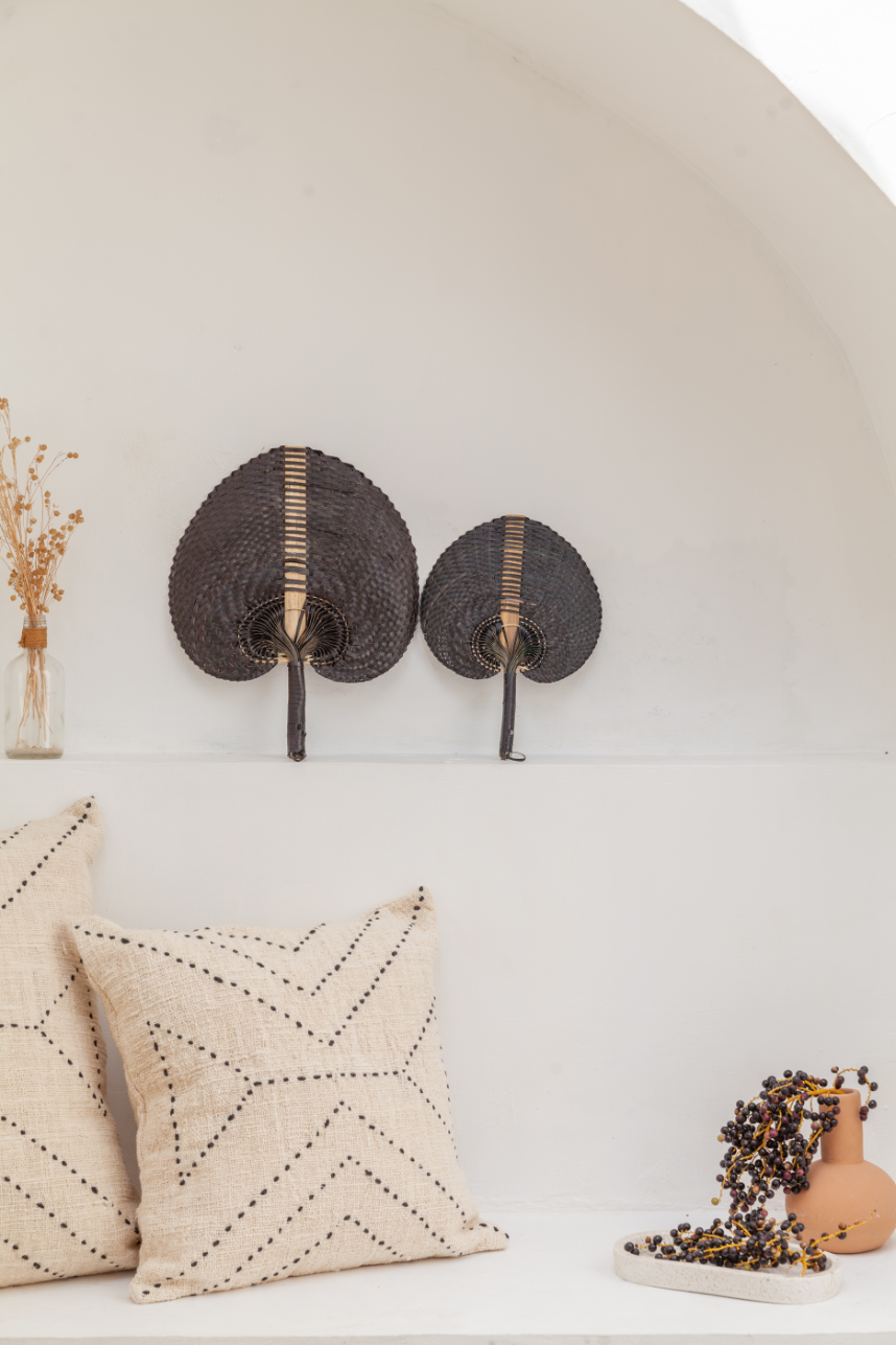 Woven Paradisio Fan in Black: Small