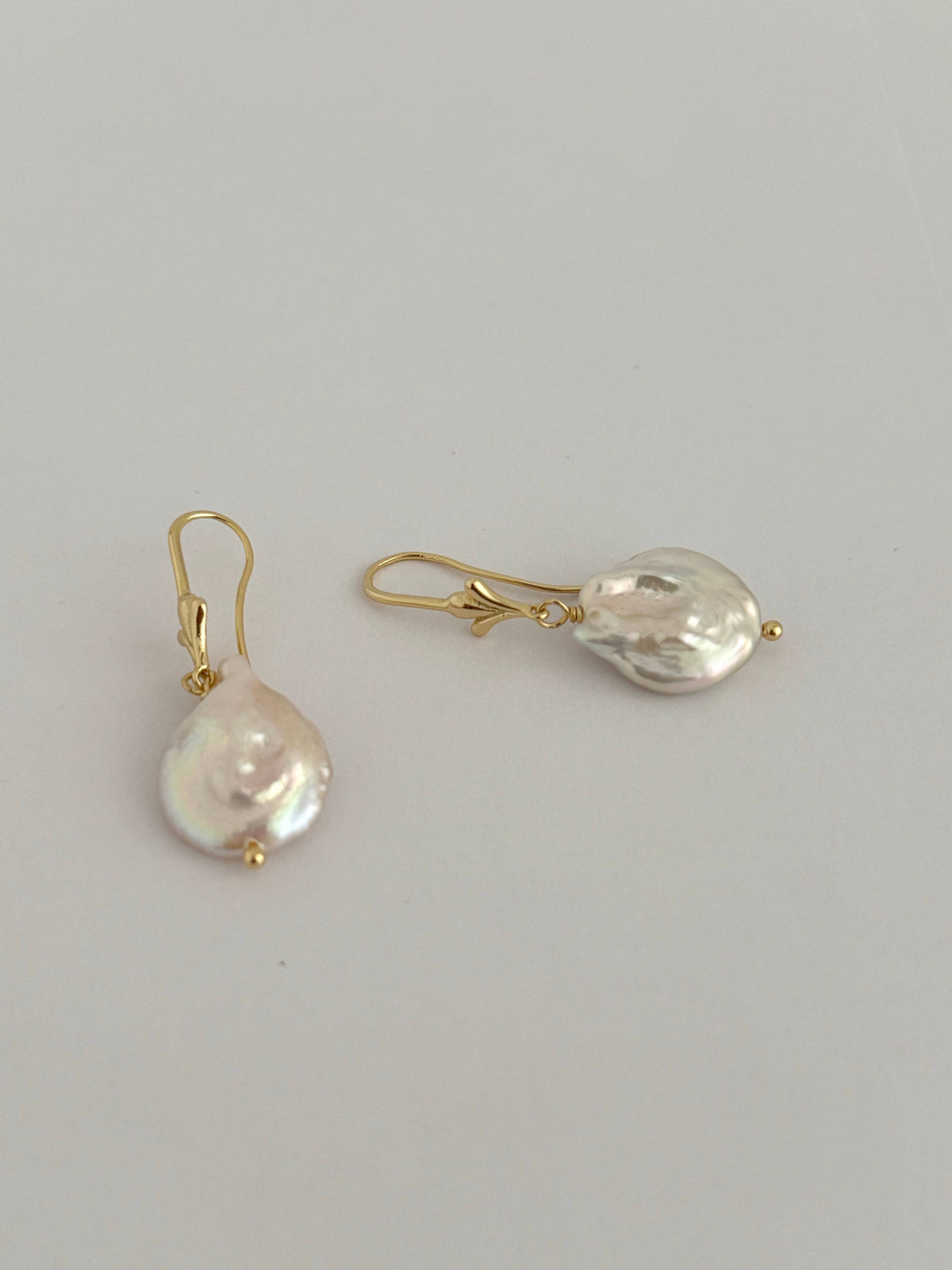 Ninou Pearl Earrings 