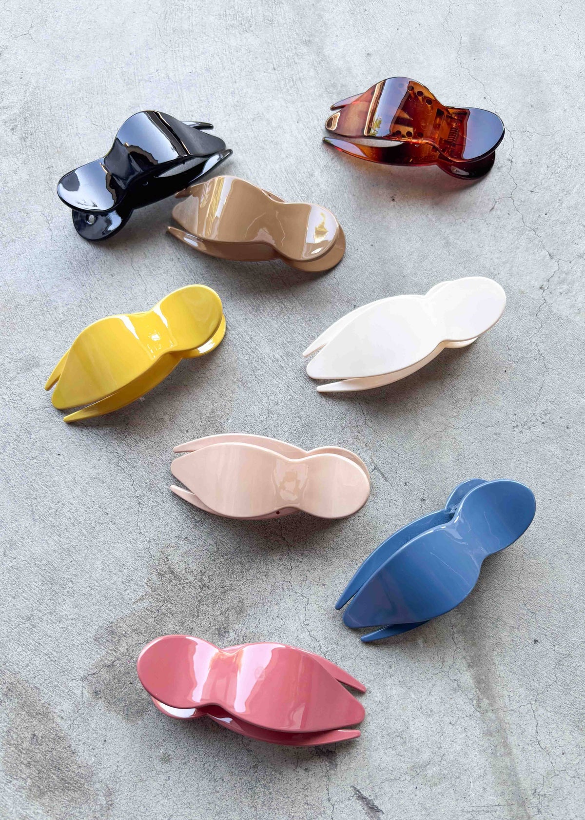 Glossy Bonnie Side Hair Claw Clip: Mustard