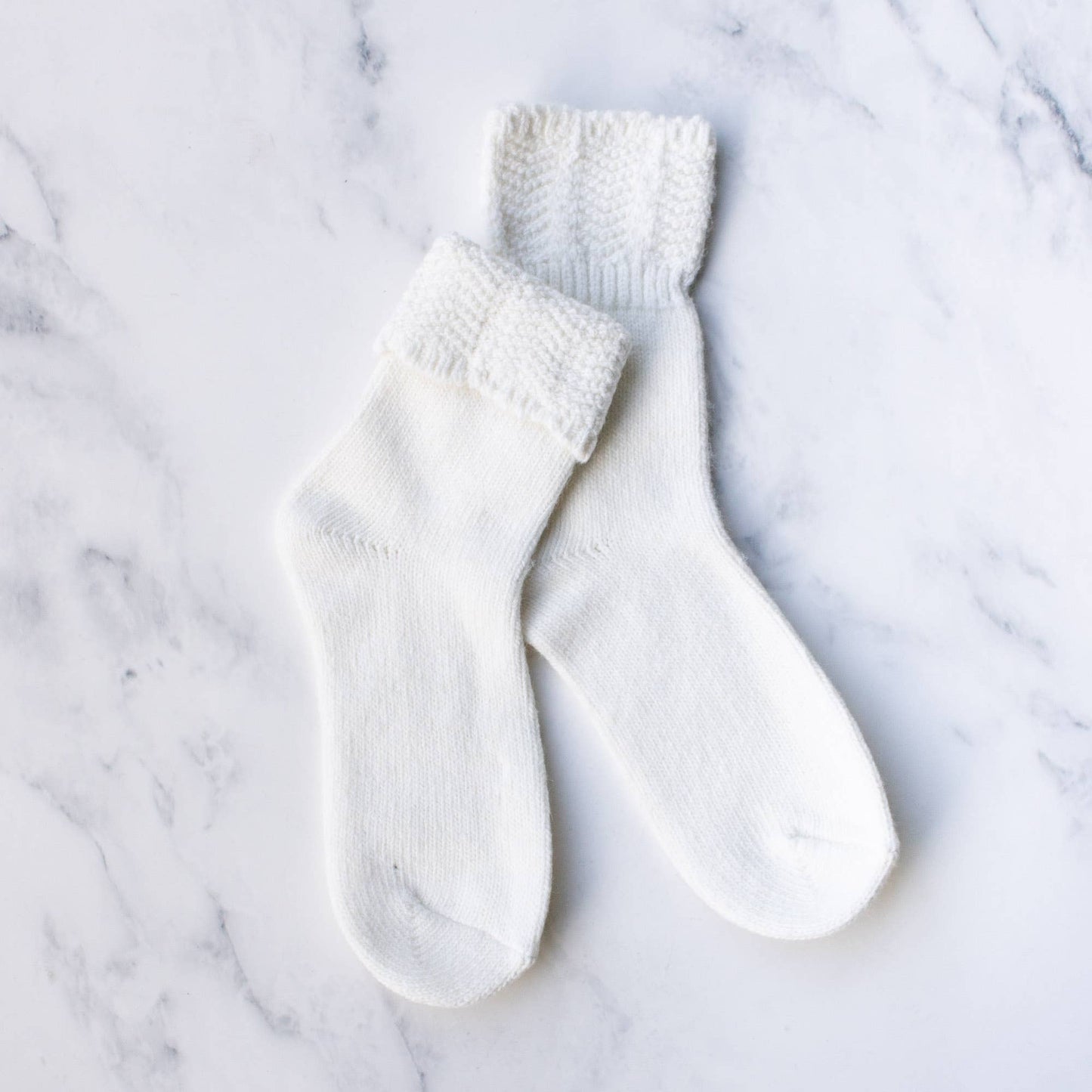 Charlotte Combed Wool and Cashmere Socks: Mocha