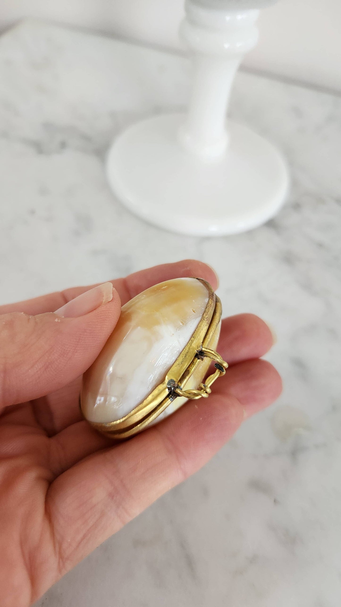Mini Gold Mother of Pearl Trinket Pill Box & Coin Purse