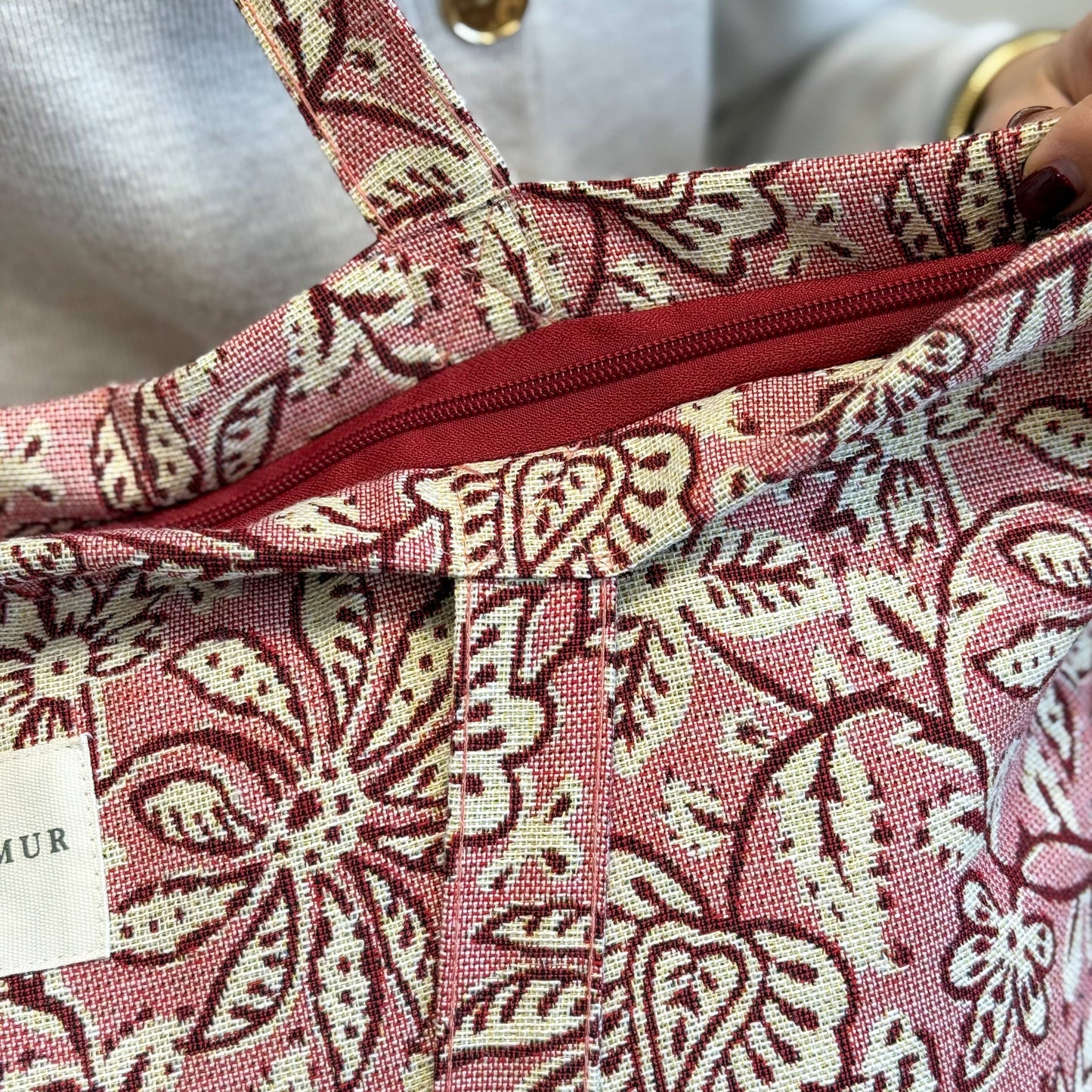 Large Zippered Bag in Miami