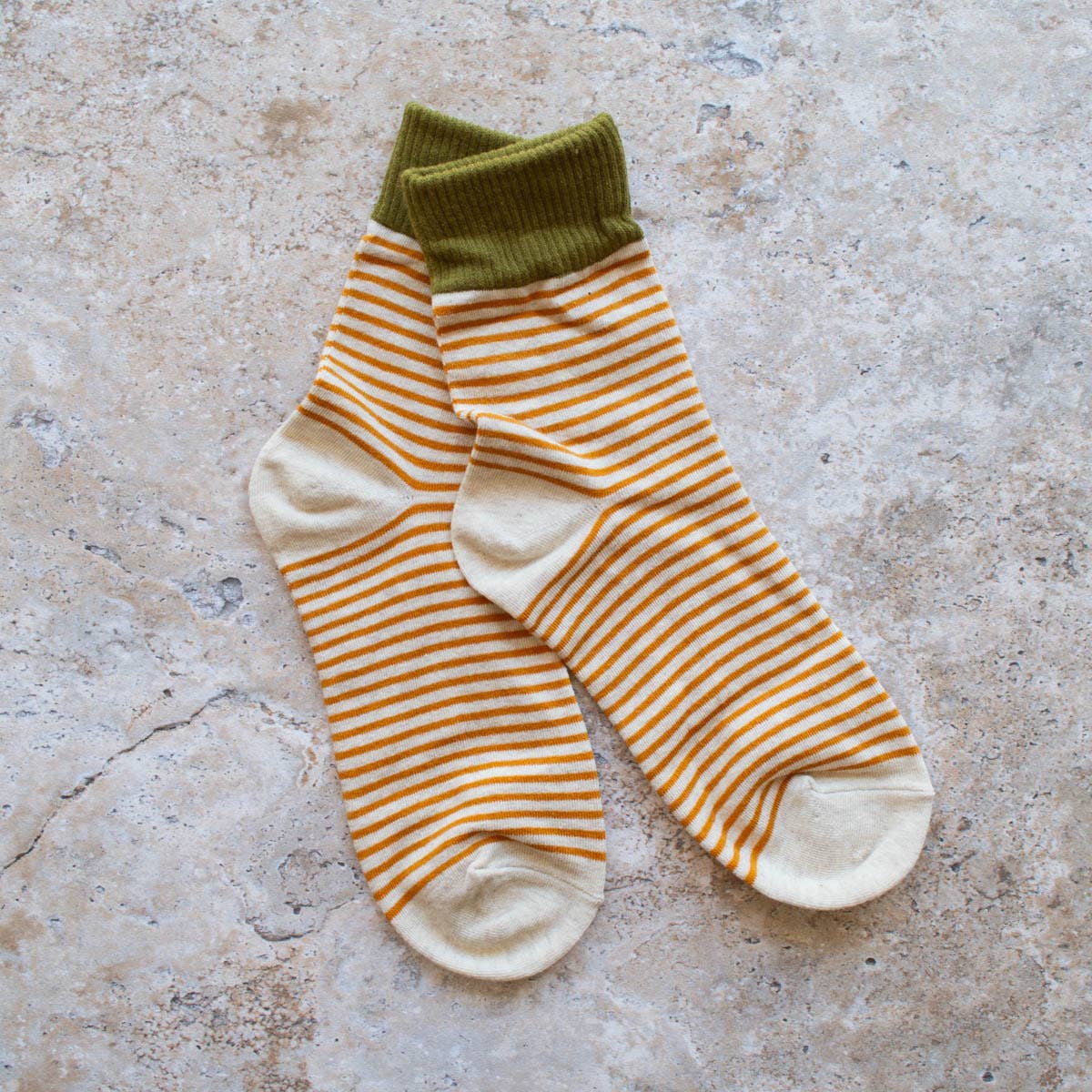 2 Tone Stripe Casual Socks: Coral/Olive