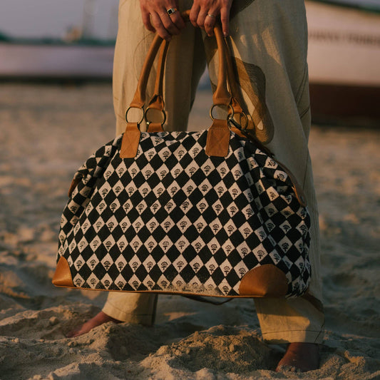 Malti Weekender - Harlequin