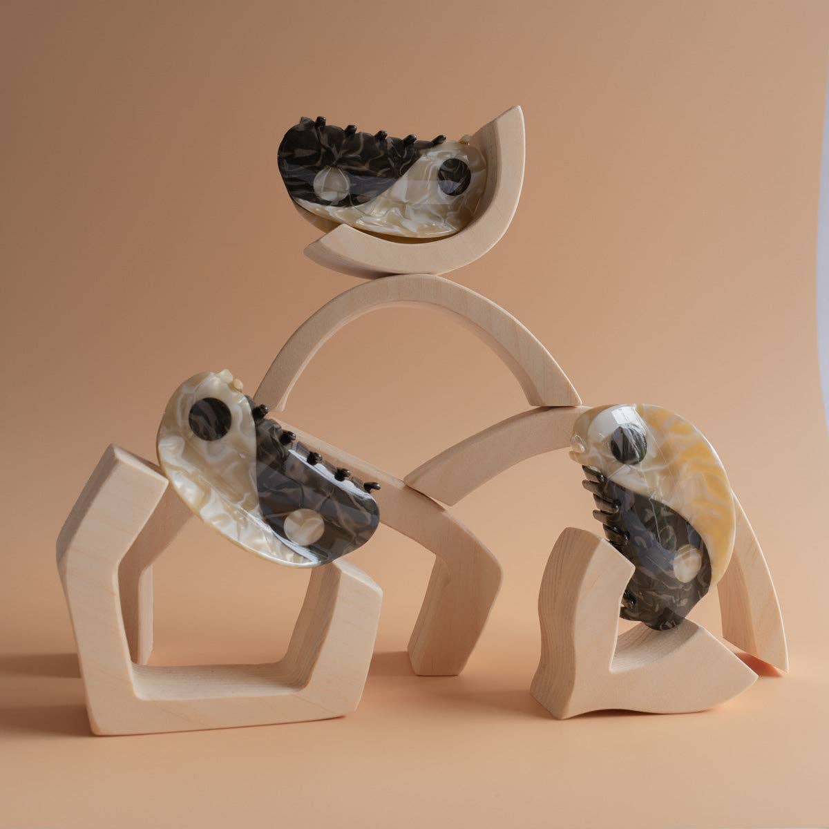 Original Large Neutral Yin-Yang Hair Claw