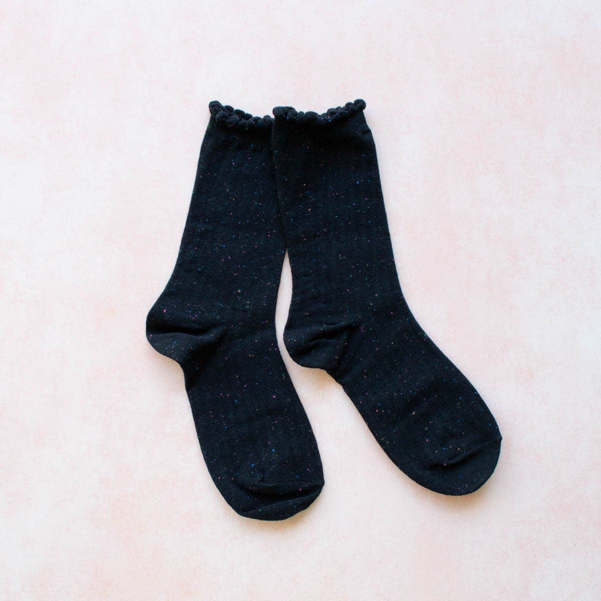 Confetti Solid Socks: Black