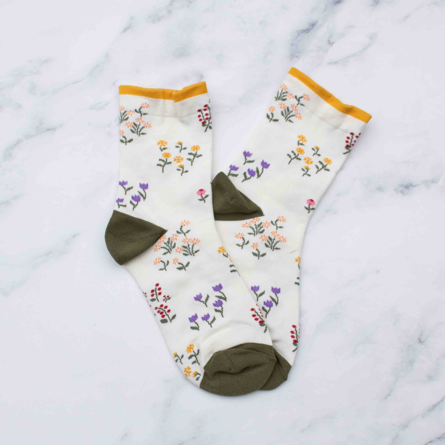 Women's Penelope Floral Casual Socks: Cream/Mustard