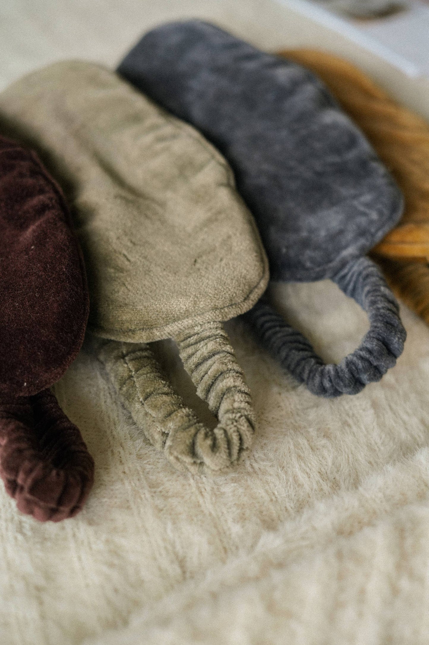Velvet Eye Mask, Sangria