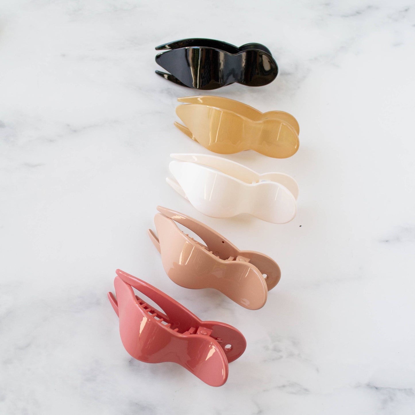 Glossy Bonnie Side Hair Claw Clip: Coral Brick