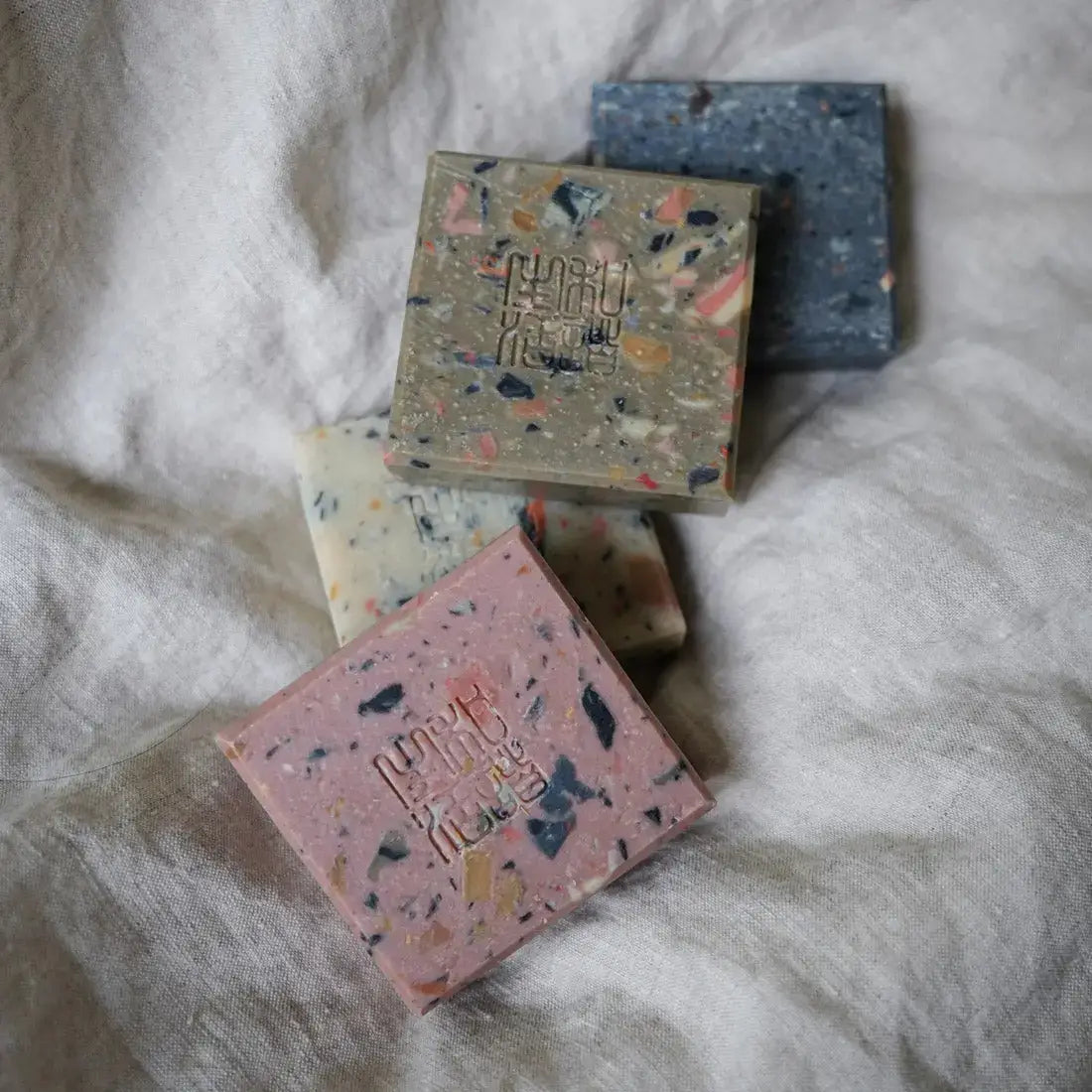 Gobi: BIODEGRADABLE CLAY SOAP