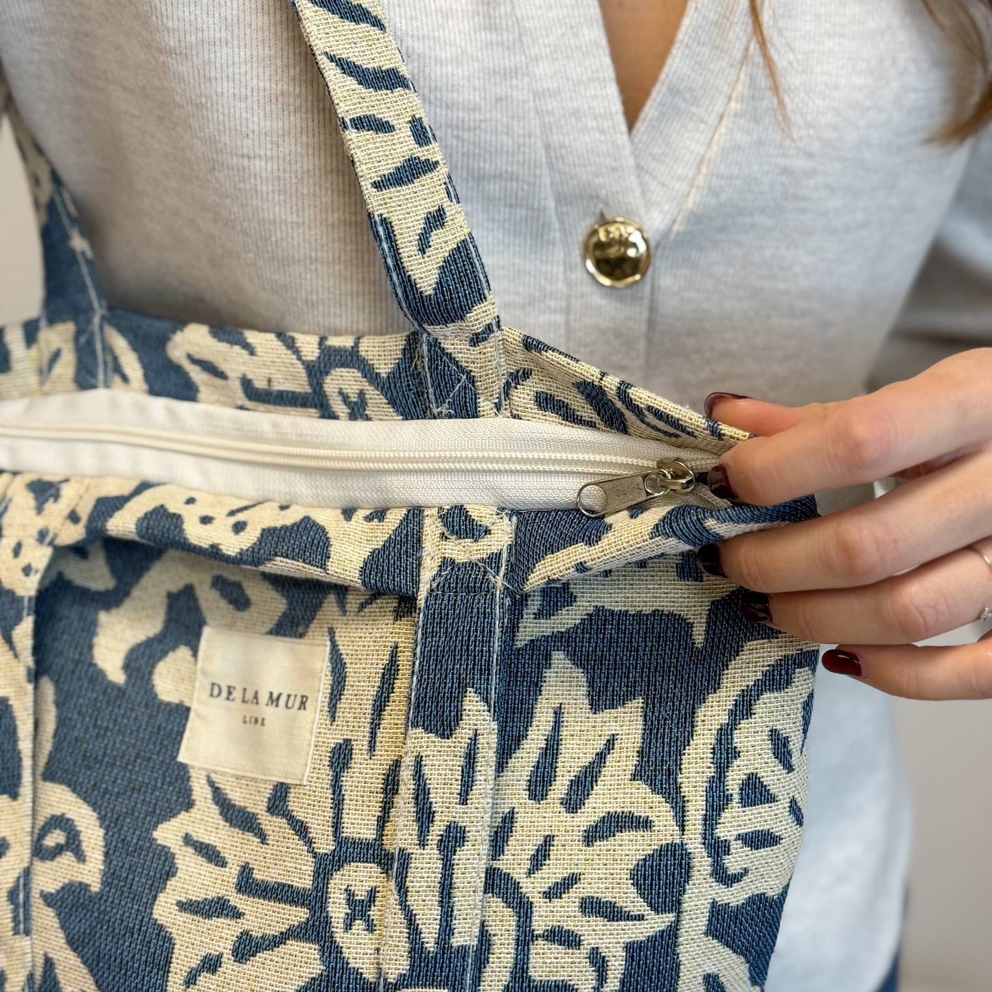 Zippered Bag in Akay - Medium