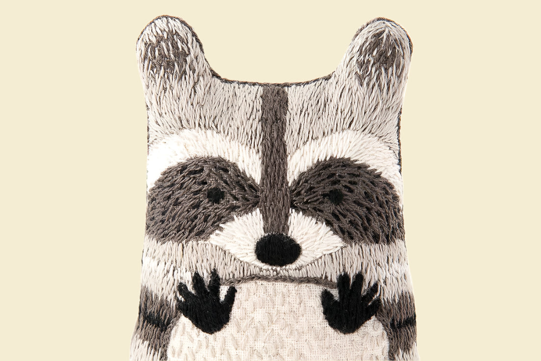 Raccoon - Embroidery Kit