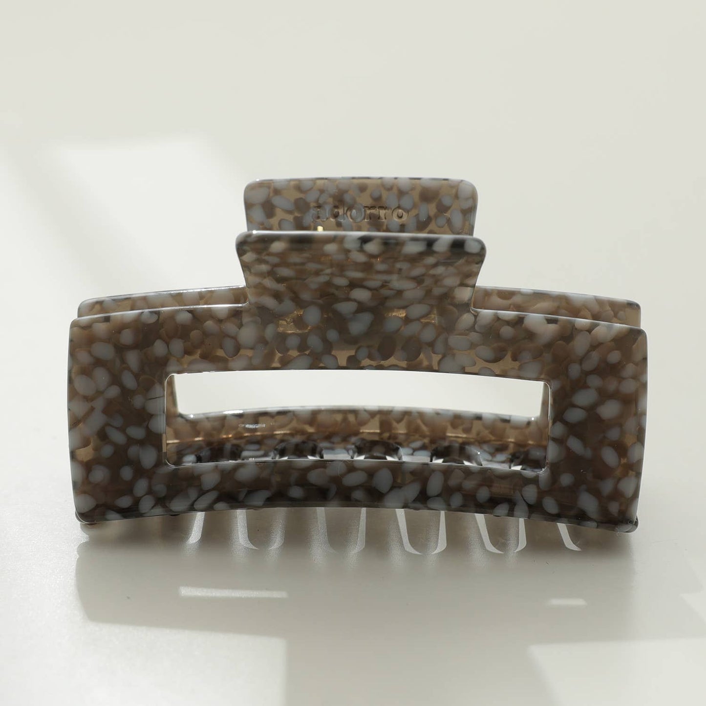 Luna Medium Vintage Stone | Classic Med Rectangle Claw Clip