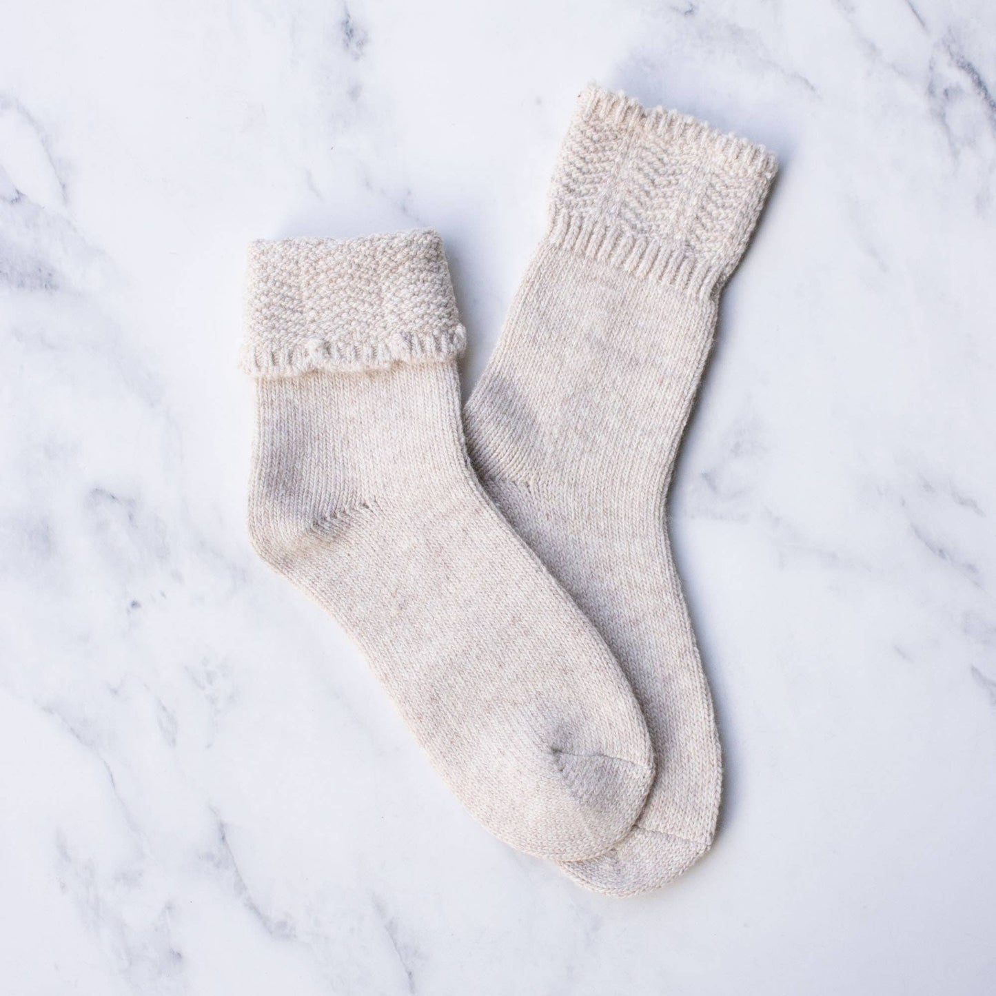 Charlotte Combed Wool and Cashmere Socks: Mocha