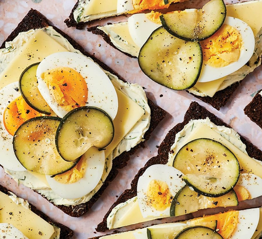 A Hearty Book of Veggie Sandwiches: Vegan & Vegetarian