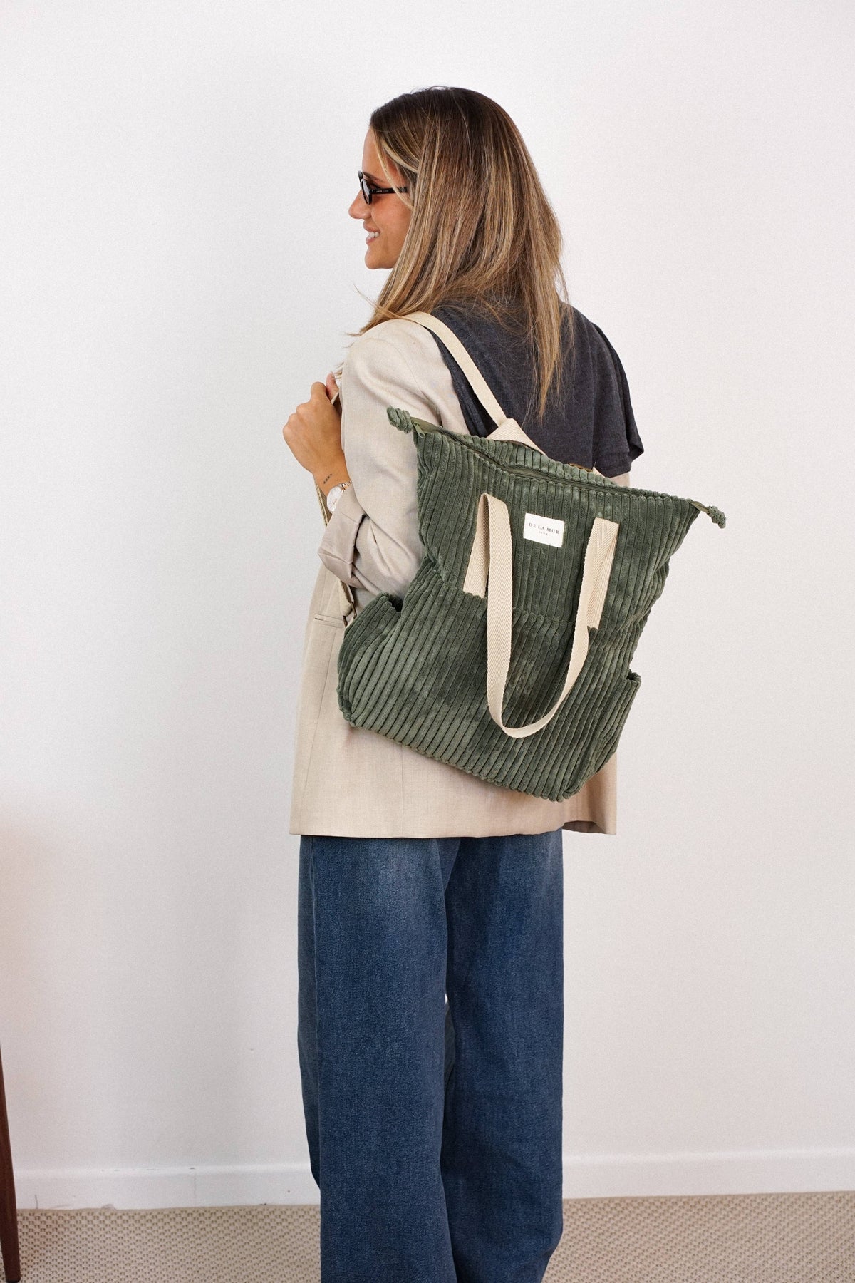 Corduroy Backpack - Shoulder Bag – Olive Green (Musgo)